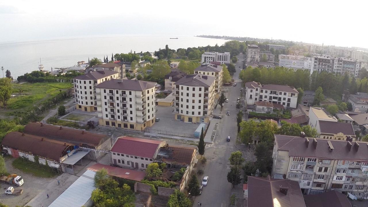 Apartments Na Beregu Suchumi Exteriér fotografie